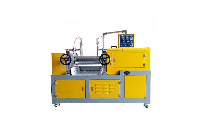 廣東利拿實業(yè)的雙輥開煉機：高效能與可靠性的完美結(jié)合